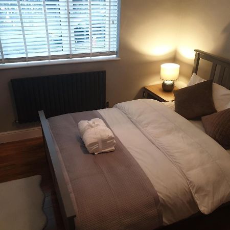 Bed and Breakfast Arsenal Highbury & Islington Beautifully Presented Londra Esterno foto