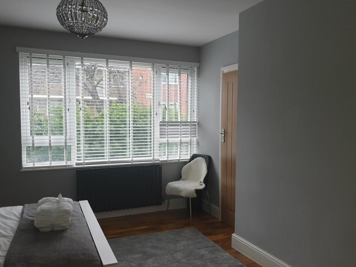 Bed and Breakfast Arsenal Highbury & Islington Beautifully Presented Londra Esterno foto