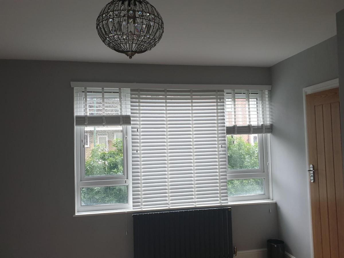 Bed and Breakfast Arsenal Highbury & Islington Beautifully Presented Londra Esterno foto